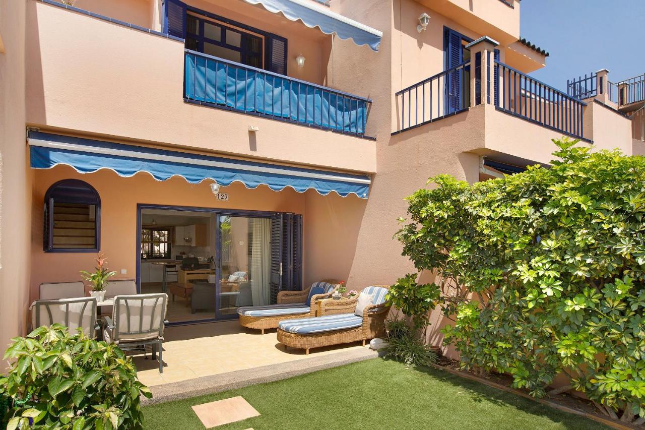 Free Airport Shuttle And Parking * San Bartolome de Tirajana (Gran Canaria)